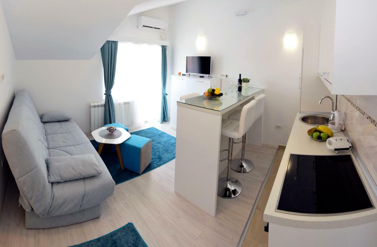 Apartmani Stefanija Tivat Bagian luar foto
