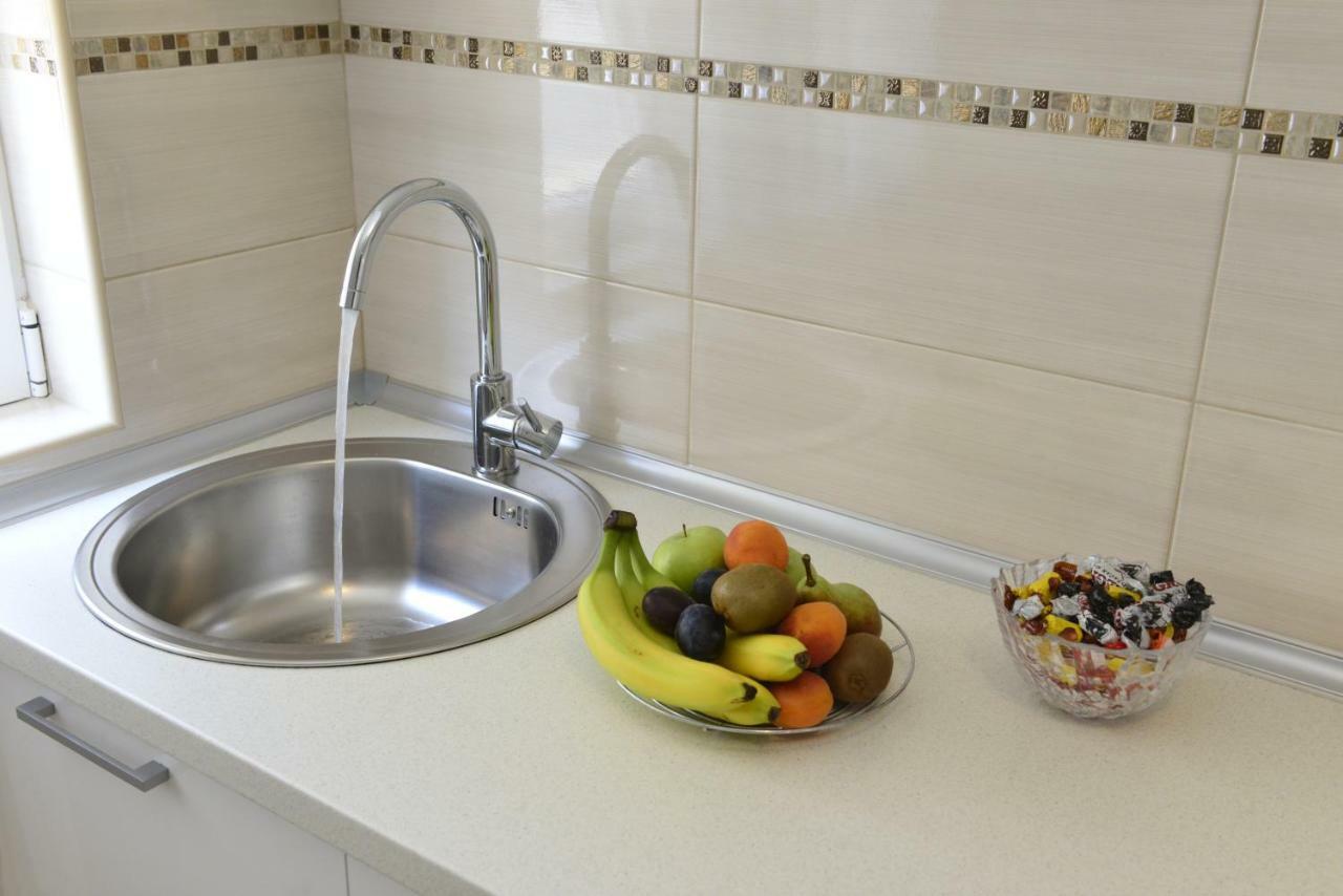 Apartmani Stefanija Tivat Bagian luar foto